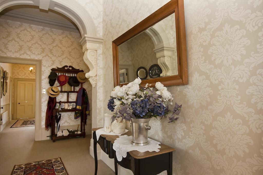 Lilac Rose Boutique Bed And Breakfast Крайстчърч Екстериор снимка